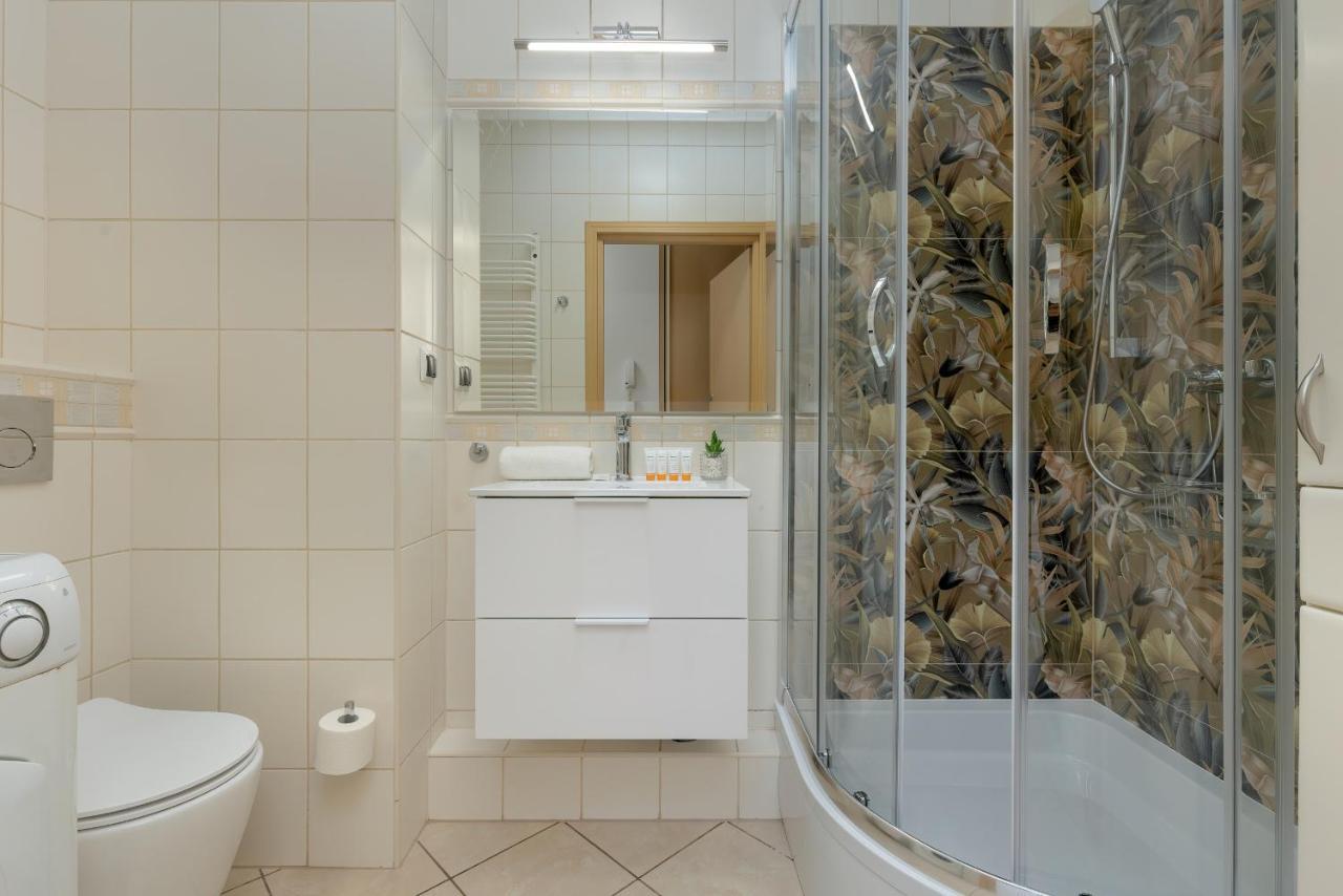 Spacious Near The Vistula River By Renters * Warszawa